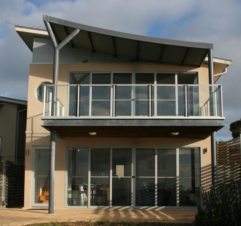 Penneshaw Oceanview Apartments Extérieur photo